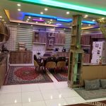 ساختمان دوسرویس راه جداارحیاط